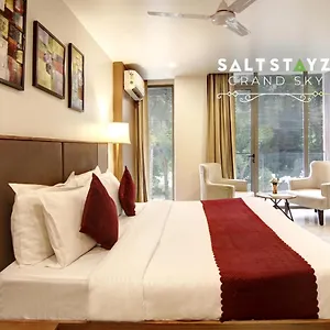 saltstayz-grand-unitech-cyber-park.top-gurgaonhotels.com/